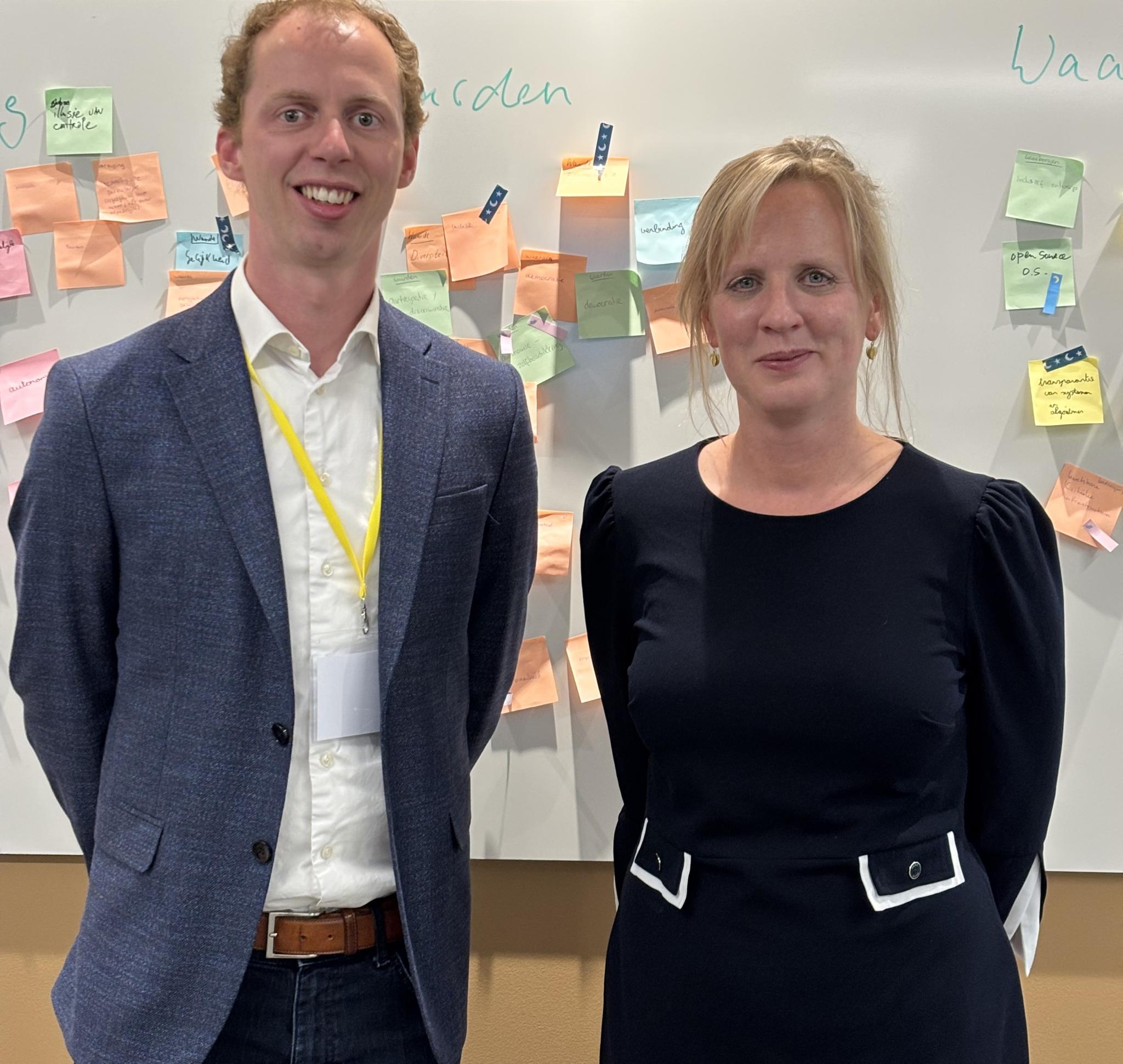 Acadamic director for the Centre for BOLD Cities Jiska Engelbert and Director of Post-X Society Pieter van Boheemen