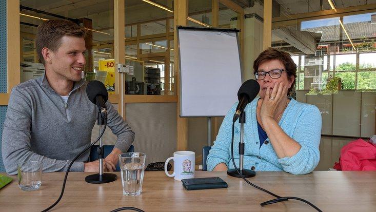 Liesbet van Zoonen and Walter Bokern recording a podcast