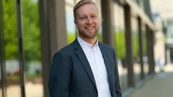 Dr. Thomas Swerts